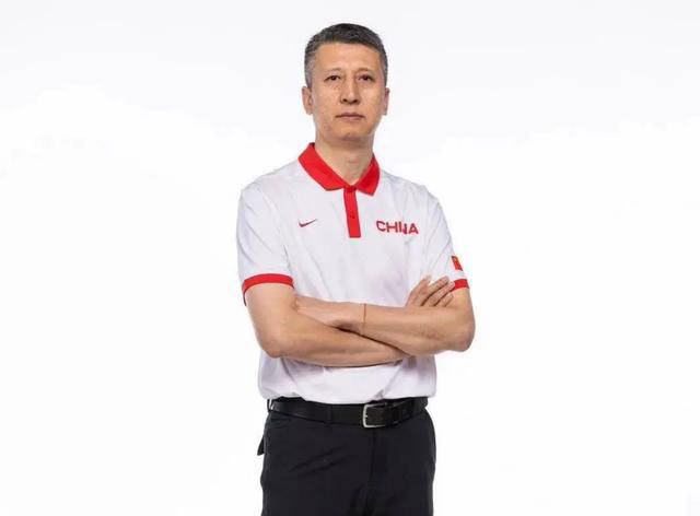 频繁更换教练，中国男篮水平下滑的真正原因？