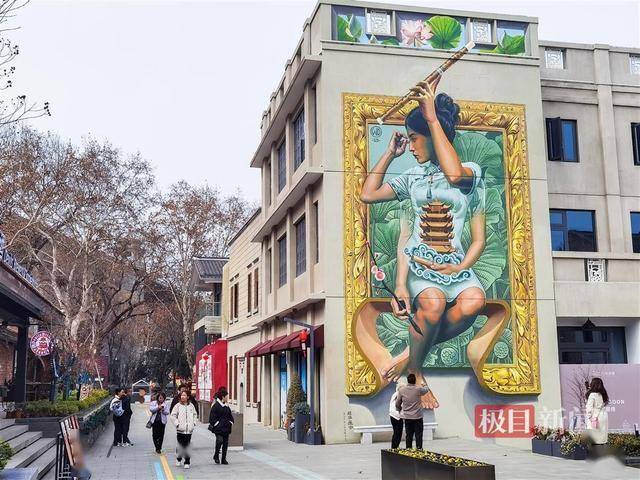 “玉笛黄鹤”壁画惊艳武汉，引爆新春打卡热潮